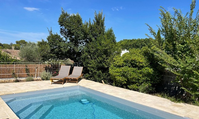 Restinclieres Apartamento | Independent studio - Terrace and swimming pool (in summer)