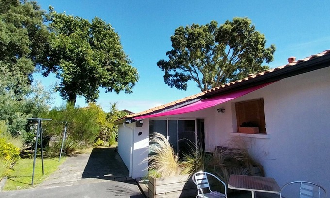 Ondres Apartamento | Independent studio in a quiet villa 2.5km from the beach + 2 bikes on loan.