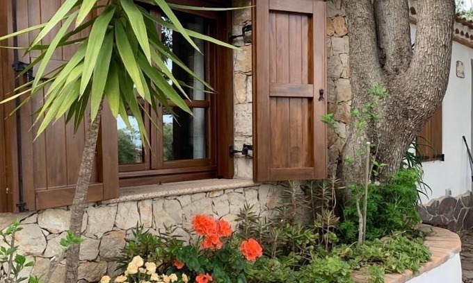 Baunei Villa | Alquiler de villa independiente rodeada de vegetación