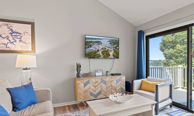 Osage Beach Condominio | Indian Pointe Lake View - Pets!