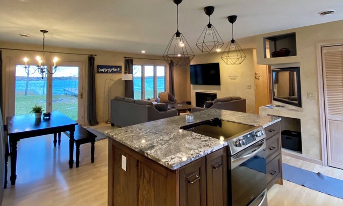 Clitherall Casa | Indigo Beach House on West Battle Lake