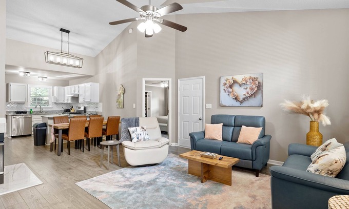 Wake Forest Casa | Infinity Board Game Table | Pet Friendly | Fire-Pit