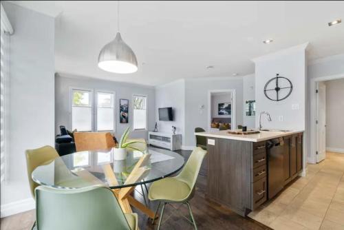 Boischatel Apartamento | INITIAL - EXPLORATEUR - Chutes-Montmorency