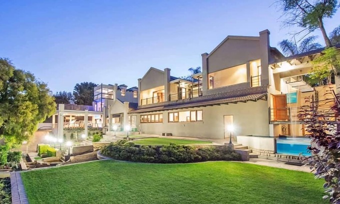 Pretoria Casa | Inn On Mars