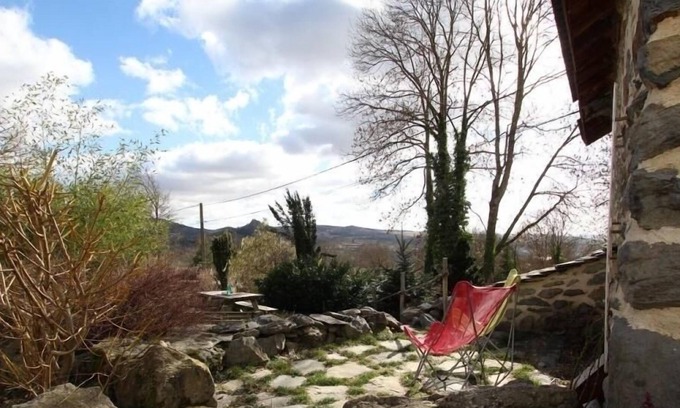 Saint-Julien-Chapteuil Casa | Casa rural Saint-Julien-Chapteuil, 2 dormitorios, 4 personas