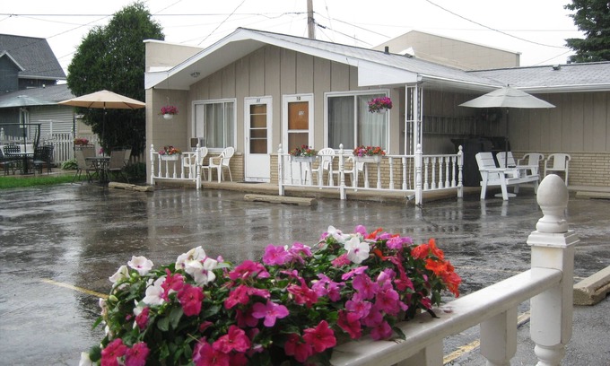 Waupun Hotel | Inn Town Motel