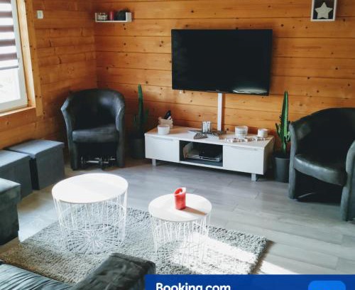 Chaudefontaine Casa | Insolite maison bois, wifi, streaming au coeur de l'Argonne et des batailles de Verdun