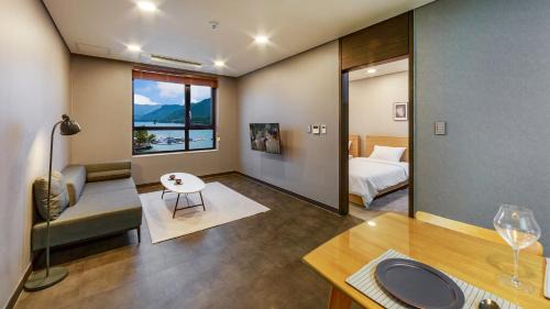 Oeseo Hotel | Interlaken Stay
