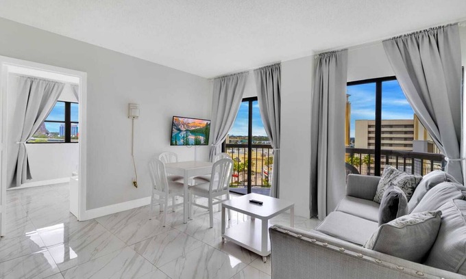 Florida Center Apartamento | INTERNATIONAL dr/UNIVERSAL 2 Bedroom CONDO-HOTEL