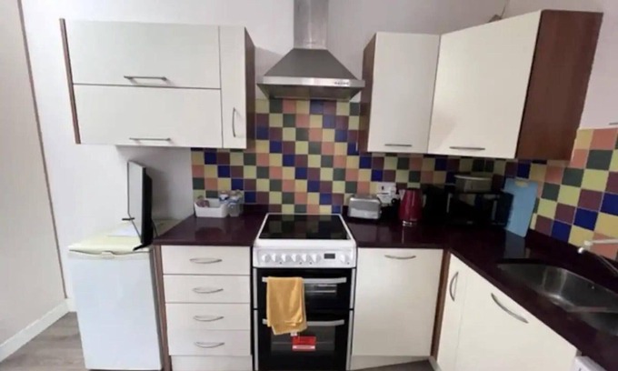Loxford Apartamento | Inviting 1-bed Apartment in Ilford