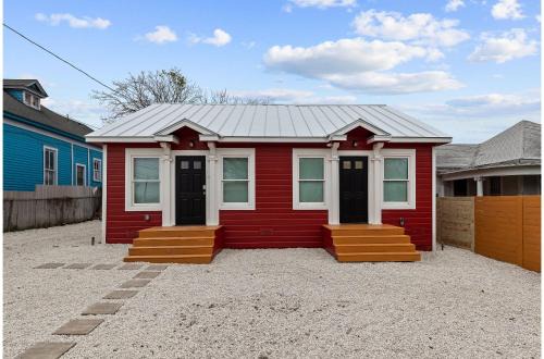 Near East Side Casa | Inviting 4BR2.5BA Downtown Home with Ample Space