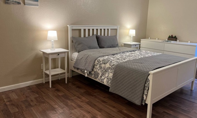 Downtown Condominio | Inviting and restful fully furnished 2 bedrooms, 1 bath condo.