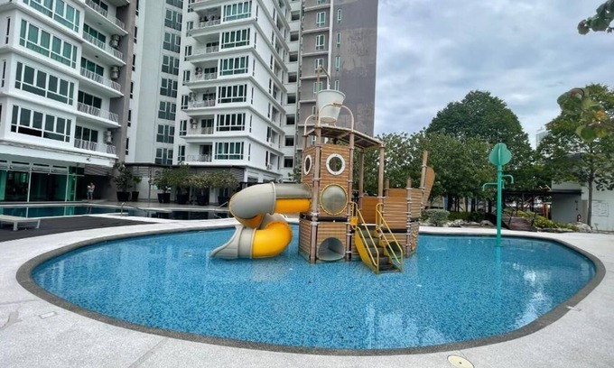 Taman Teh Teng Seng Apartamento | IPOH D Festivo Premium Suites by uBook