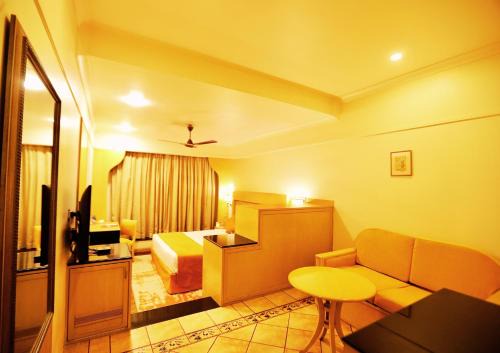 Phaltan Hotel | Ira By Orchid Mumbai International Airport