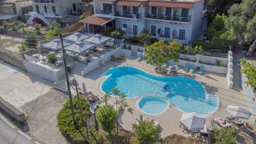 Paleokastritsa Apartamento | Irida Studios and Suite