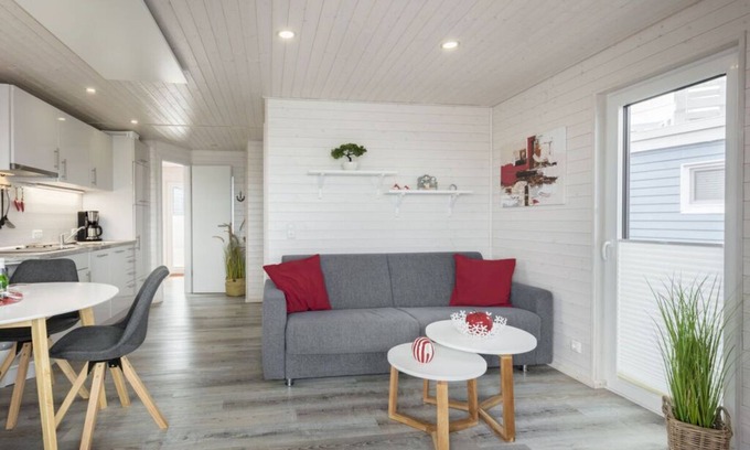 Ostholstein Alquiler De Eote | Casa flotante directamente en el lago