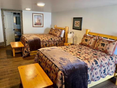 Island Park Cabina | Island Park Lodge