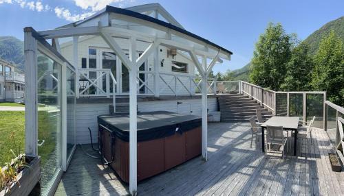 Skei Casa | Jølster Holiday home