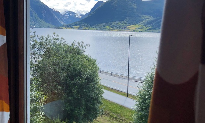 Jolster Casa | Jølster Lake View