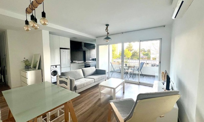 Cabo de las Huertas Apartamento | Jacaranda Apartment