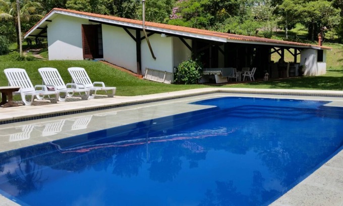 Aracoiaba da Serra Casa | Jacaranda Place 125. 000m2, sede con vista al lago, piscina, patio, huerto