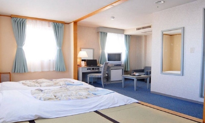 Shimizu Ward Hotel | Habitación de estilo japonés-occidental para 4 personas (se puede cerrar) / Shizuoka-shi Shizuoka