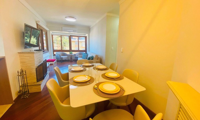 Planalto Apartamento | Jardim Europa-Ao Lado d Famosa Rua Torta