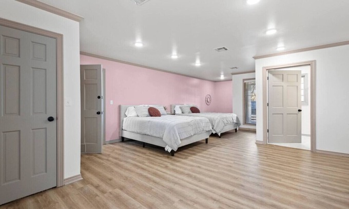 Ramona Cabina | Jarrett Farm Resort - Suite 11