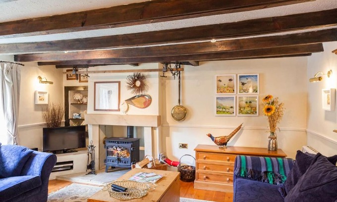Richmond Casa | Jasmine Cottage