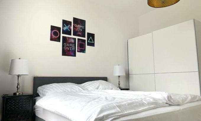 Dortmund Apartamento | JayBnB - Gaming Apartment PS5 65 Zoll 4K TV Wohnung mit Balkon
