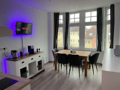 Dortmund Apartamento | JayBnB - PS5 55 Zoll 4K TV Gaming Apartment