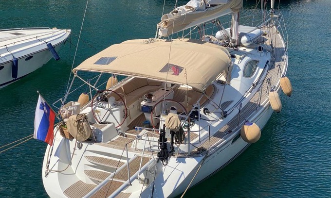 Nidri Alquiler De Eote | Jeanneau Sun Odyssey 54 DS LULU’