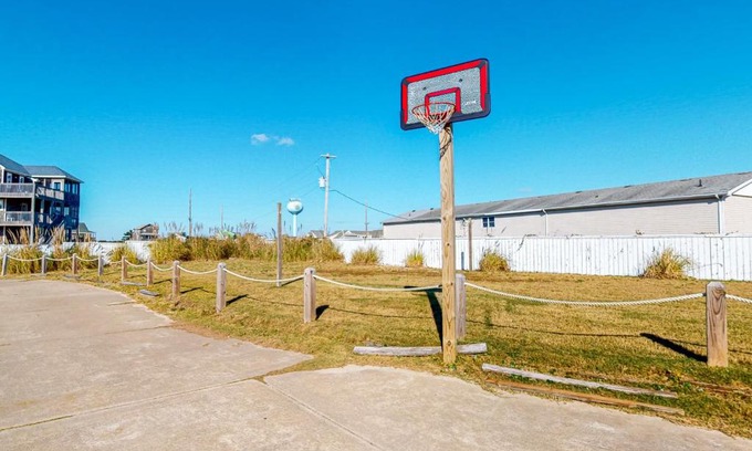 Hatteras Casa | Jekyll's Hydeout #1HH