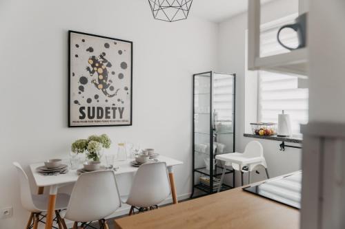 Jelenia Gora Apartamento | Jeleni Zakątek - apartament w stolicy Karkonoszy