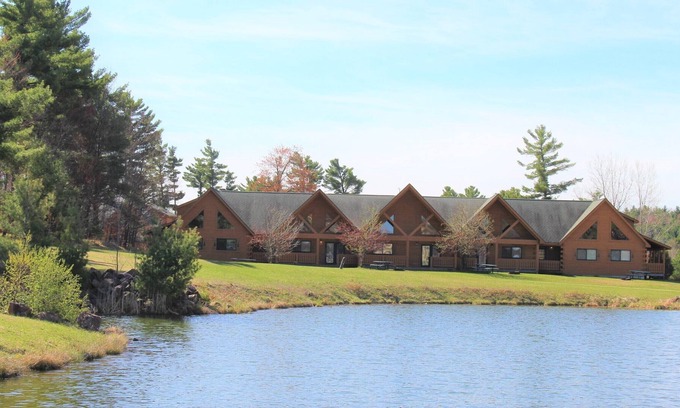 Warrens Cabina | Jellystone Lodge