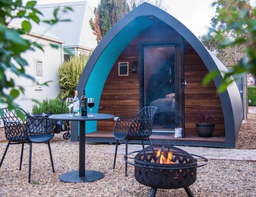 Griffith Cama Y Desayuno | Jen's Garden Pods