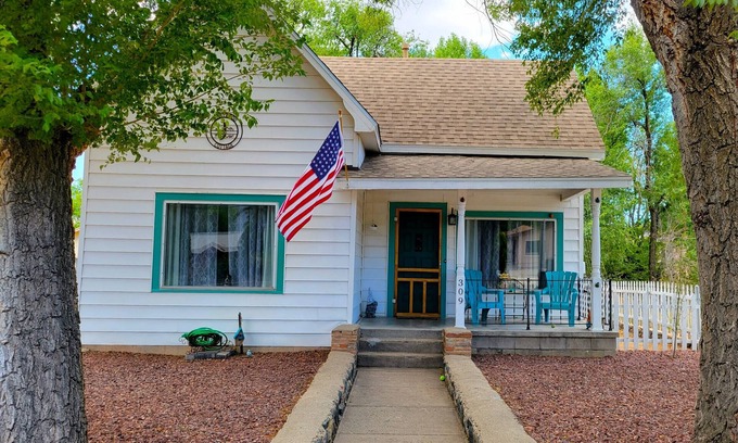 Prescott Chalet De Esquí | Jennywood Cottage - Prescott Cabin Rentals