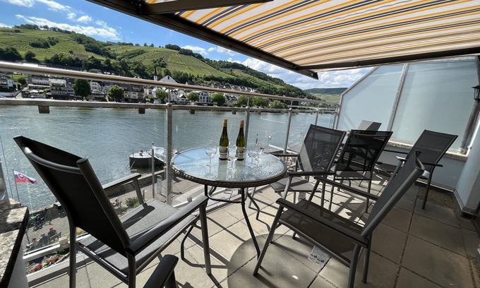 Zell Casa | Jewel of the Mosel, Townhouse in central Zell, beautiful Mosel views
