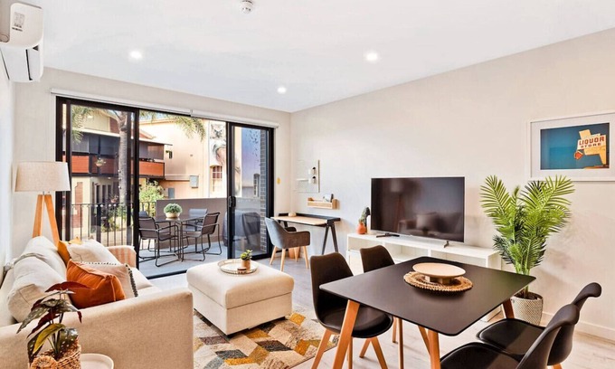 Port Adelaide Apartamento | Jewel on Jubilee - New 1 Bed Apt with Parking