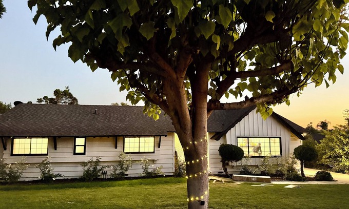 La Habra Casa | Jie’s Backyard Bliss · La Habra 4B3B Home + Pool