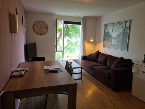 Slotervaart Casa | Johan's B&B - Since 2014 roofterrace and cheap parking