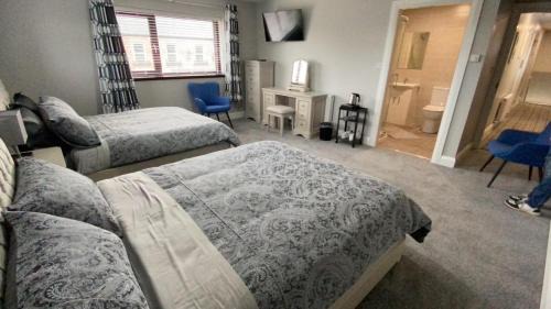 Meigh Casa | Johnny Murphy's Guest Rooms