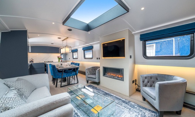 Limehouse Alquiler De Eote | ALTIDO Elegant 2-bed houseboat near Canary Wharf
