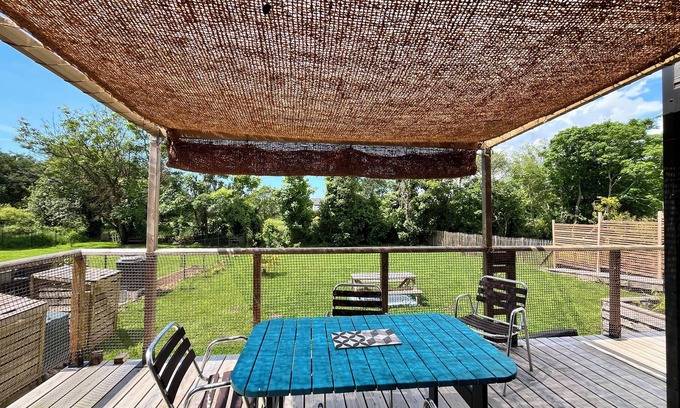 Plouhinec Casa | Jolie Maison en Bois à 2 pas des Commerces et à Proximité des Plages, en Famille