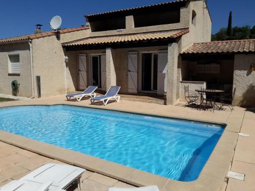 Marignane Casa | jolie villa avec piscine