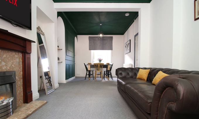 Newport Apartamento | Junctions Way by Tŷ SA - NEW 3 Bed