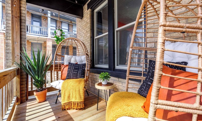 Short North Casa | Jungle Gem Master house