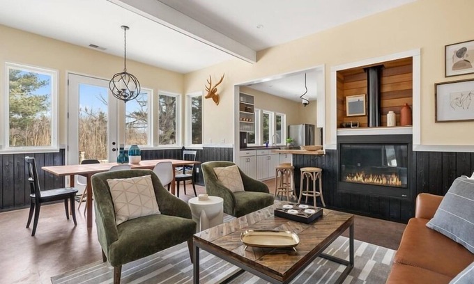 Harbert Casa | Juniper Presents: Cozy Bungalow w/ EV Charger and Hot Tub, Near Beaches