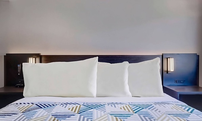 Rock Springs Casa | Just What You Were Looking For! Free Parking, Pet-Friendly Property