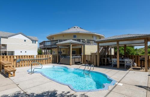 Kitty Hawk Casa | K0135 Roundabout Resort - Oceanside, Pet Friendly, Pool, Hot Tub